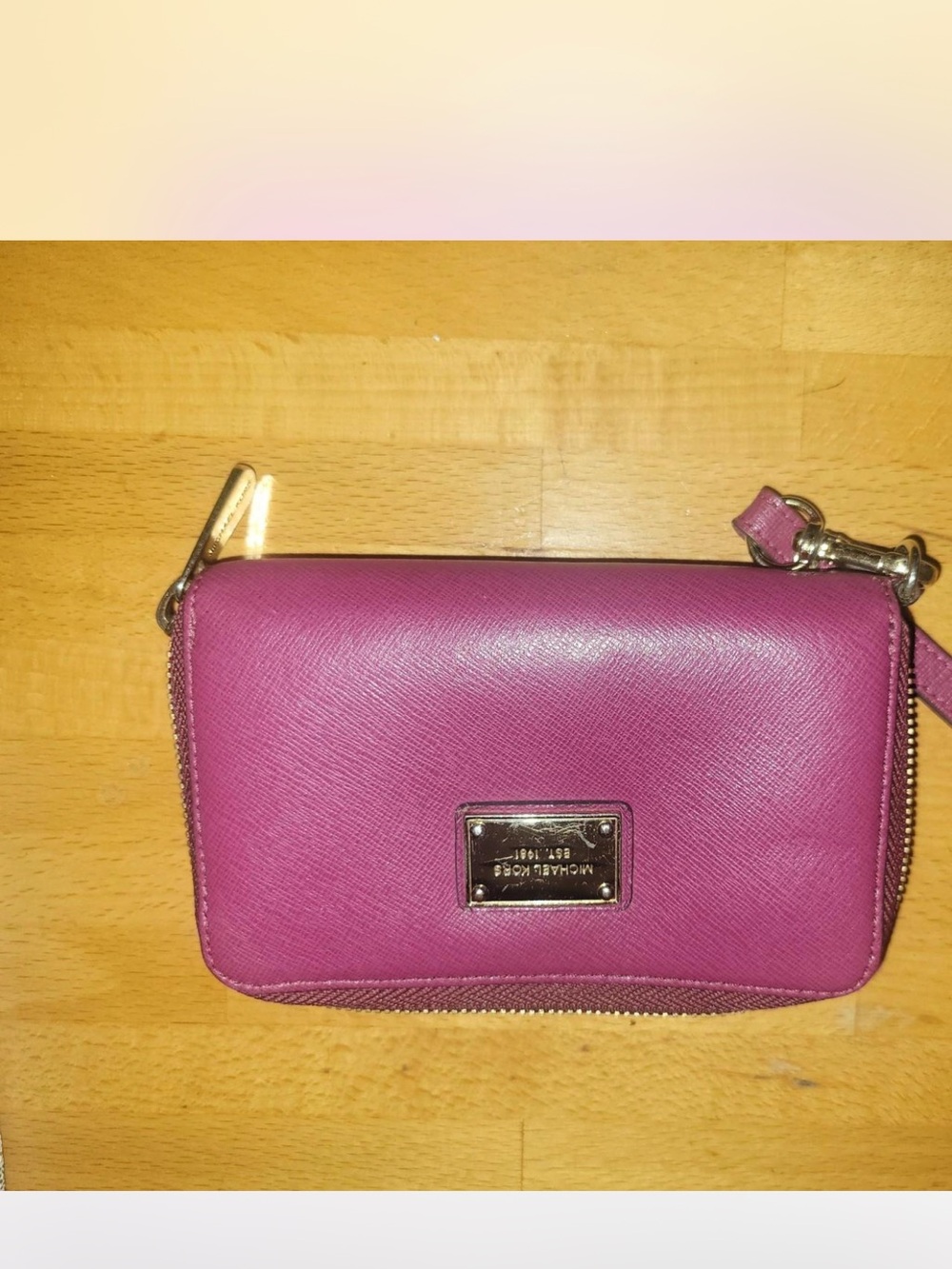 Michael Kors Magenta Pink Leather Zip Around Wristlet Wallet Gold Tone Hardware